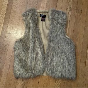 NWT Faux Fur Sweater Vest
